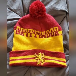 Harry Potter Gryffindor Pom Pom Beanie